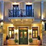 Artemis Hotel